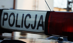 Zatrzymał auto na drodze i szykował się do spania. Był tak pijany, że stracił orientację w terenie