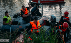 Topola: Strażacy szukają zaginionego mężczyzny na zbiorniku wodnym [foto] [aktualizacja]