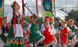 ZłotyFOLKStok już w ten weekend. Będą koncerty, atrakcje oraz zabawa do północy