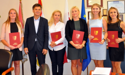 Kolejne awanse dla nauczycieli z powiatu ząbkowickiego