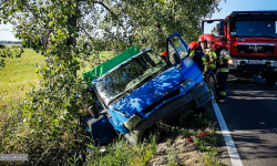 Stracił panowanie nad pojazdem i wylądował w rowie