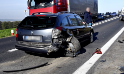 Zderzenie Volkswagena i Renault za Ząbkowicami Śląskimi