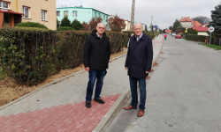 W Henrykowie przy osiedlu wyremontowano chodnik