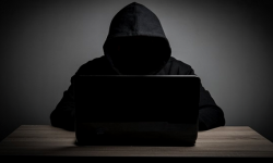 Wpłaciła 200 zł, bo...chciała wziąć pożyczkę, padła ofiarą oszusta. Mężczyzna stracił 1.8 tys. zł