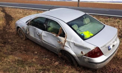 W Braszowicach z drogi wypadł Ford [foto]