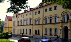 Pensjonariuszka DPS w Ziębicach z podejrzeniem zakażenia COVID-19. Mieszkańcy objęci kwarantanną