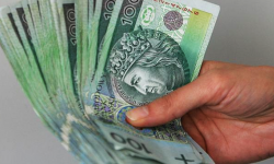 Blisko tysiąc złożonych wniosków, ponad sto zawartych umów. Przedsiębiorcy korzystają ze wsparcia