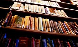 Biblioteka w Bardzie już czynna. Obowiązują obostrzenia i limity w wypożyczaniu książek