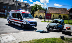 Zderzenie samochodu ciężarowego z osobówką w Złotym Stoku. Jedna osoba poszkodowana 