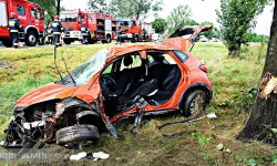 Zderzenie dwóch pojazdów na krajowej ósemce. Droga jest zablokowana [foto]