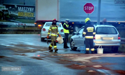 Kolizja na ul. Wrocławskiej w Ząbkowicach Śląskich. Zablokowany wyjazd na krajową ósemkę [foto]