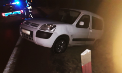 Jechał pijany, podróż zakończył w rowie. Miał ponad 2.5 promila