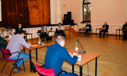 Sesja budżetowa w Ziębicach. Radni jednogłośnie przyjęli budżet na kolejny rok