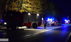 Zderzenie samochodu ciężarowego i osobowej skody na „ósemce”. IMGW ostrzega przed opadami marznącymi