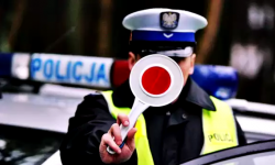 Nietrzeźwi kierowcy zatrzymani. Jeden z nich miał trzy promile i wjechał do rowu!