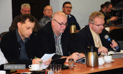 Jednomyślni radni w Bardzie. Budżet na 2021 rok przyjęty