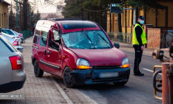 Zderzenie dwóch pojazdów na ul. Ząbkowickiej w Kamieńcu Ząbkowickim