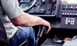 Szczegółowe wyniki kontroli CBA w gminie Ziębice. Samorząd na zakupie autobusów stracił 180 tys. zł