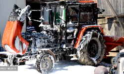 Pożar ciągnika rolniczego w Braszowicach [foto]