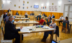 Likwidacja DWD w Bardzie coraz bliżej. Rada powiatu przyjęła uchwałę intencyjną [foto]
