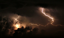 IMGW ostrzega przed burzami z gradem