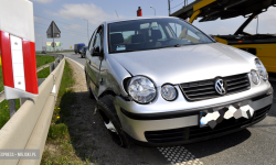 Kolizja bmw i volkswagena na krajowej ósemce. Są nieznaczne utrudnienia w ruchu [foto]