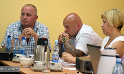 Radni zrzekli się diet za udział w sesji. Pieniądze przeznaczą na rzecz powodzian