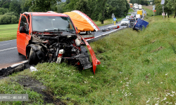 Zderzenie dwóch busów na krajowej ósemce przed Przerzeczynem-Zdrój [foto]
