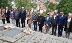 W 82. rocznicę wybuchu II wojny światowej złożono kwiaty pod pomnikiem Orła Piastowskiego 