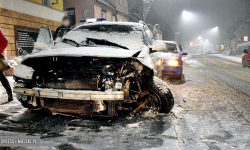 Trudne warunki na drogach. Policja apeluje do kierowców i pieszych
