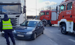Kolizja na skrzyżowaniu krajowej ósemki z ul. Legnicką [foto]