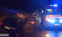 Hyundai wypadł z drogi na małej obwodnicy Ząbkowic Śląskich