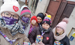 Sztab WOŚP działający przy Bardzkiej Pozytywce dziękuje za Wasze gorące serca!