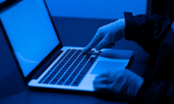 Oszuści wysyłają fałszywe e-maile o rzekomym wezwaniu na policję