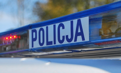 3-latka wyszła z domu bez kurtki i butów. Chciała odwiedzić dziadka. Zauważono ją na rynku