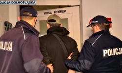 Ukradli samochód wywożąc go na lawecie. Teraz grozi im do pięciu lat pozbawienia wolności [video]