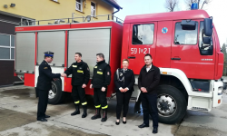 Ratowniczo-gaśniczy MAN po 20. latach opuszcza ząbkowicką komendę. Trafi do strażaków z Dobrzenic