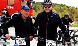 W Bardzie zainaugurowano sezon rowerowy. Na pikniku pojawiło się kilkudziesięciu rowerzystów [foto]