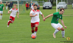 Orzeł wysoko pokonał Moto-Jelcz, w okręgówce derby dla Zamku