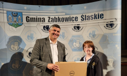 Wręczono 168 laptopów