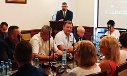 Burmistrz Ząbkowic Śląskich otrzymał wotum zaufania i absolutorium z wykonania budżetu za 2021 rok