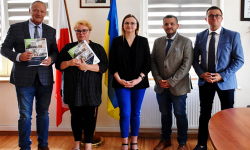 Ponad 400 tys. zł na remont lokali komunalnych. Gmina podpisała umowę z fundacją Leroy Merlin