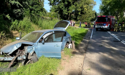 Zderzenie dwóch samochodów osobowych przed Stolcem [foto] [aktualizacja]