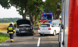 Zderzenie audi i bmw między Kamieńcem Ząbkowickim a Złotym Stokiem [foto]