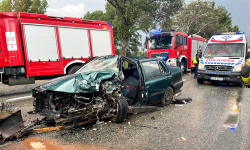 Wypadek na krajowej ósemce między Przyłękiem a Bardem. Trzy osoby w szpitalu [foto] [aktualizacja]