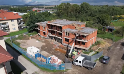 Trwa budowa budynku mieszkalnego. Pierwsi mieszkańcy zamieszkają w nim już w przyszłym roku