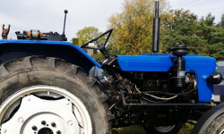 33-latek miał 3.6 kg marihuany. Policjanci na jego posesji ujawnili też trzy skradzione pojazdy