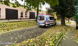 Uczeń rozpylił gaz pieprzowy w szkole. Z obiektu ewakuowano ponad 100 osób [foto]