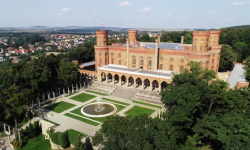Mija 150 lat od wybudowania Pałacu Marianny Orańskiej w Kamieńcu Ząbkowickim [video]
