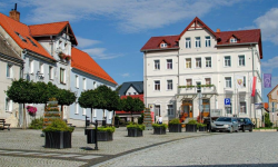 Na bardzkim rynku pojawi się stylizowany zegar i elementy małej architektury